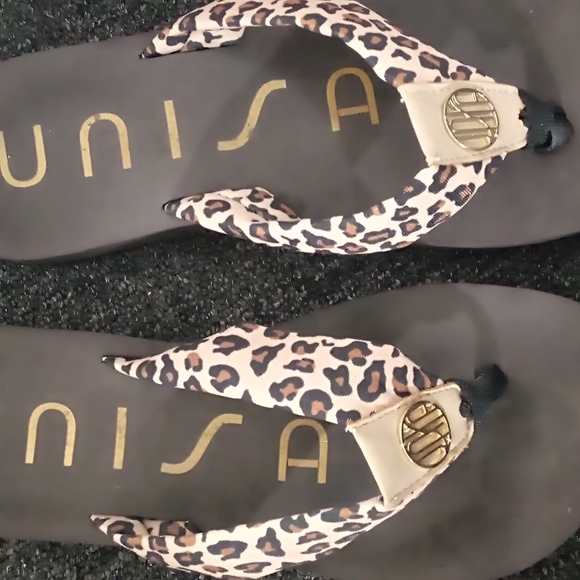 Sandals size 6 - Picture 2 of 2